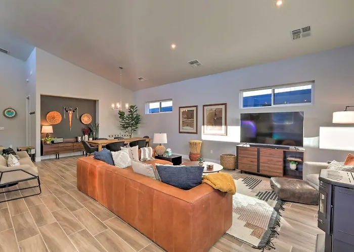 W/ Patios + Mount Humphries Views! Ferienhaus Flagstaff